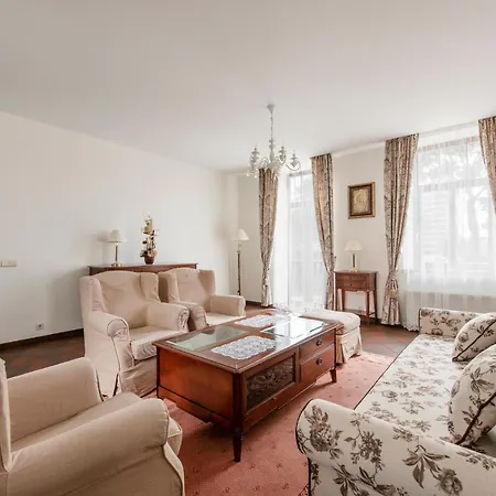 Hotel apartamentowy Burmistro Namas *